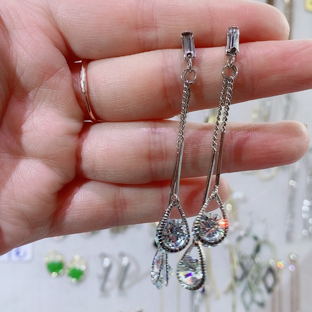 银S925镶嵌耳饰淡水珍珠