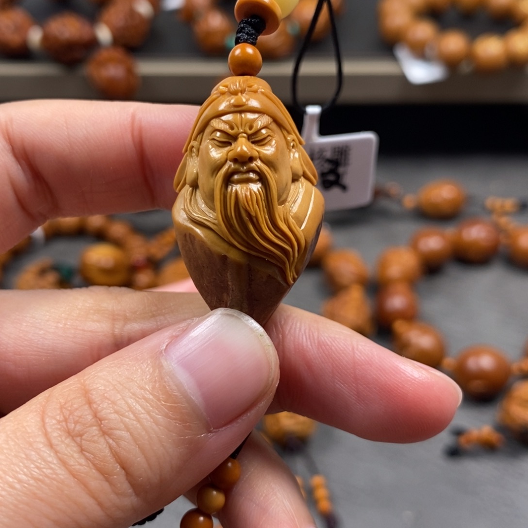 橄榄核手串/手链包衣关公