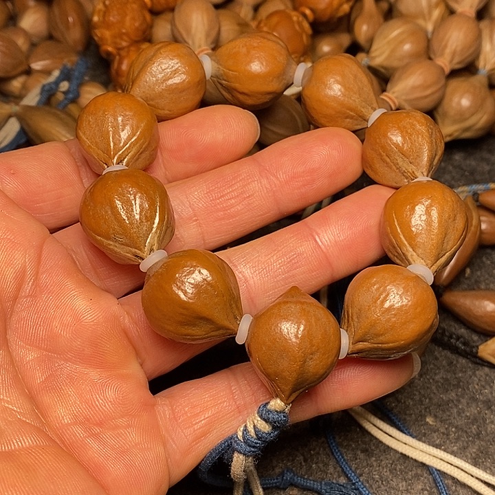 橄榄核手串1.9尺寸11号