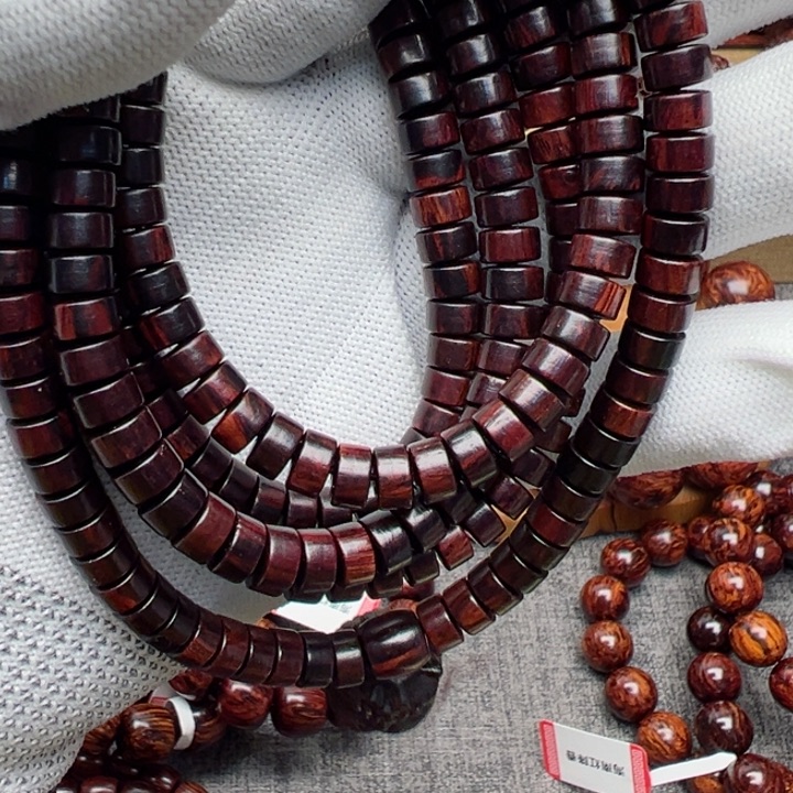 艺***鸣木海南红降4×7多圈带配饰