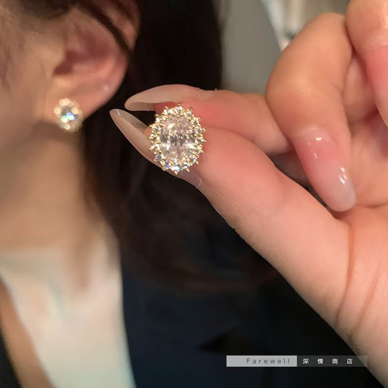 925银耳饰 日韩女银色法式耳钉个性超闪气质设计感饰品时尚小巧