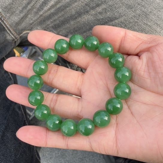 和田玉手链未镶嵌俄罗斯卡12无黑点果阳绿满色满肉