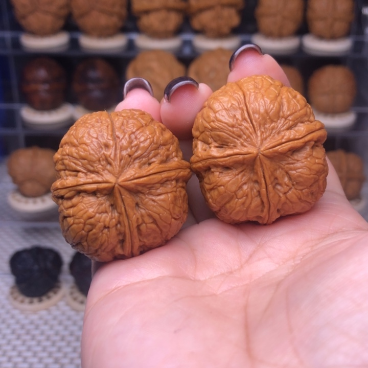 文玩核桃把件35号隐四棱36尺