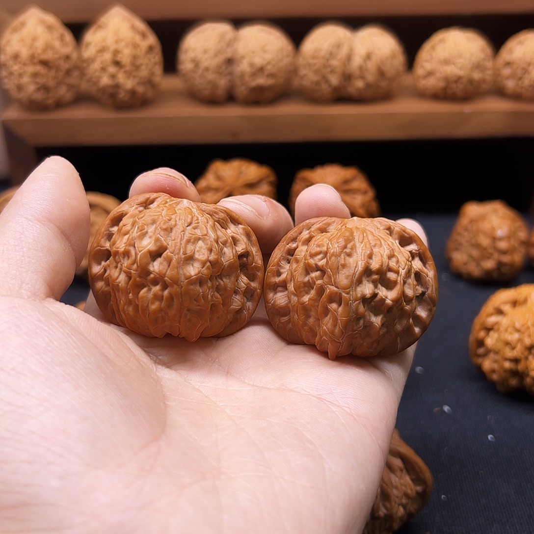 A***丶核桃把件山地磨盘42全品