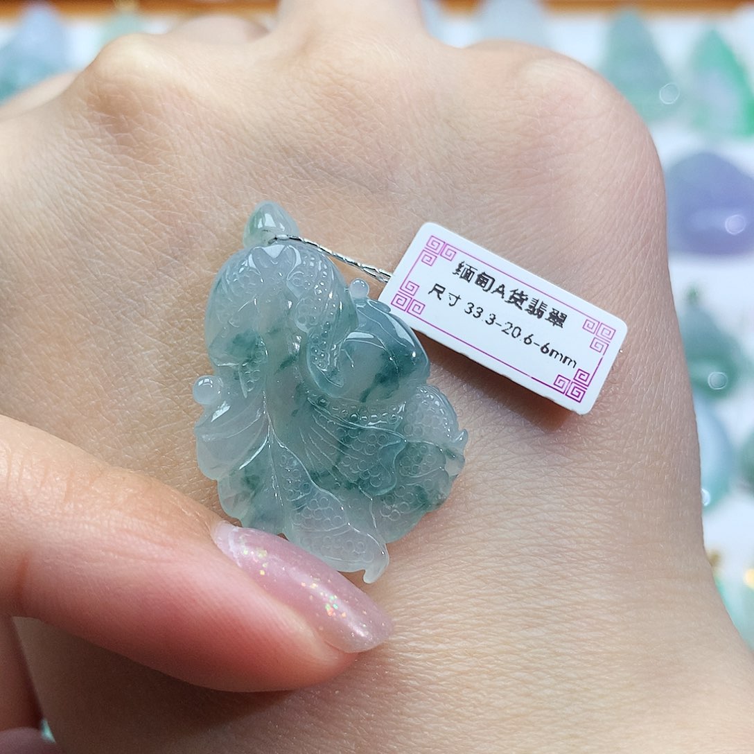 翡翠颈饰未镶嵌百财