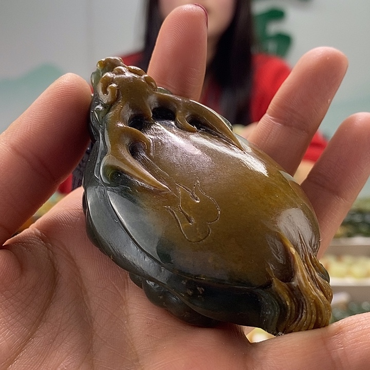 透闪石质玉把件未镶嵌