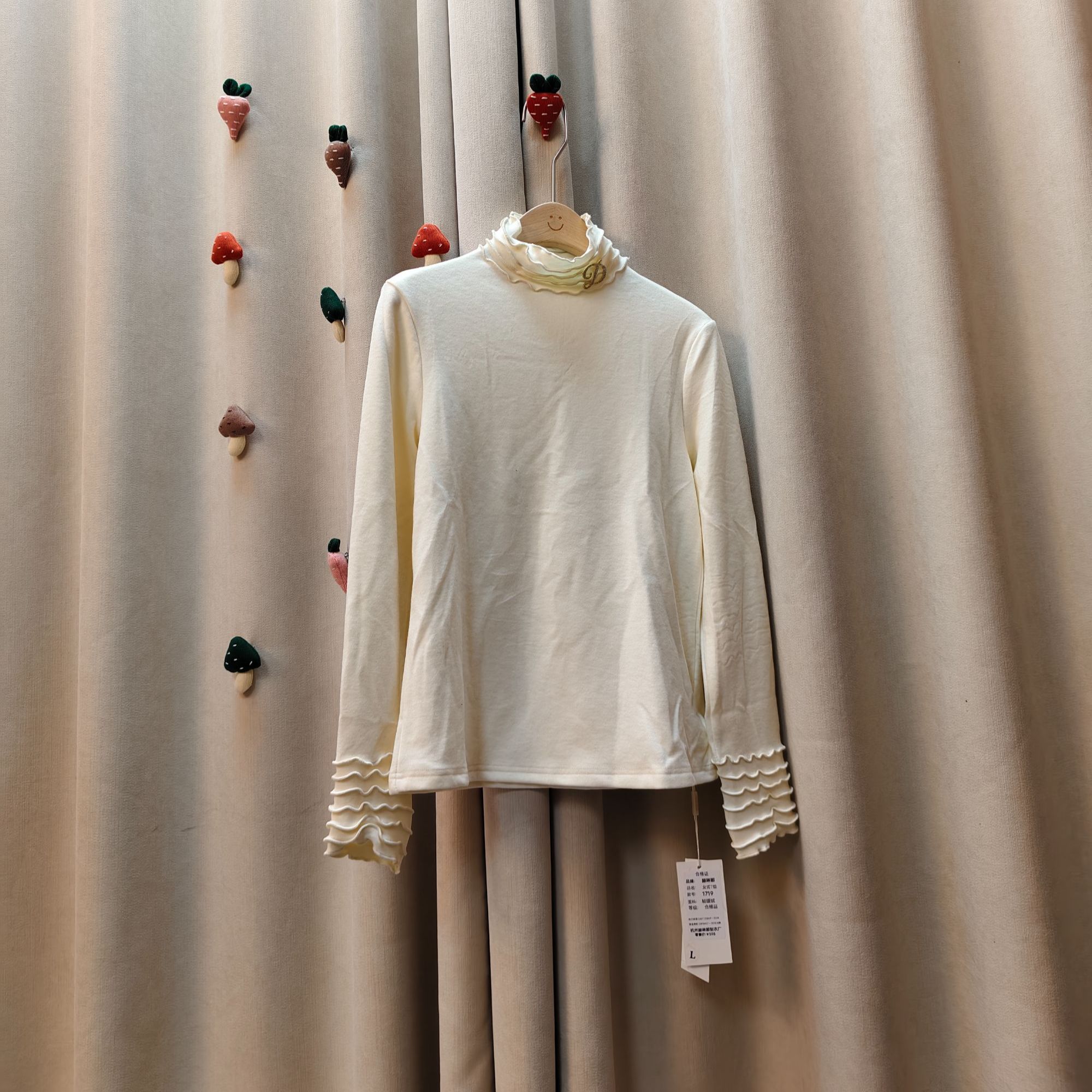 带胸针再生纤维素自发热科技面料半高领打底T内搭保暖修身