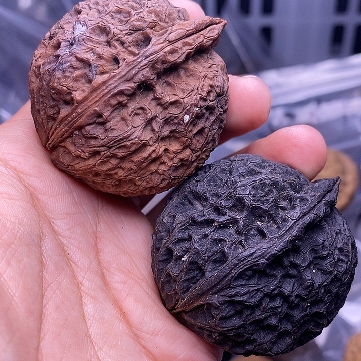 文玩核桃把件    196