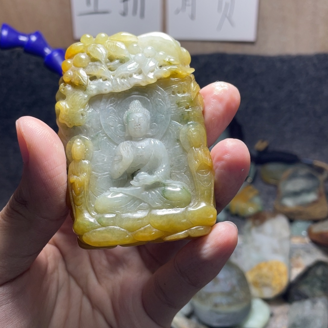 不***1定制翡翠未镶嵌定制翡翠雕刻