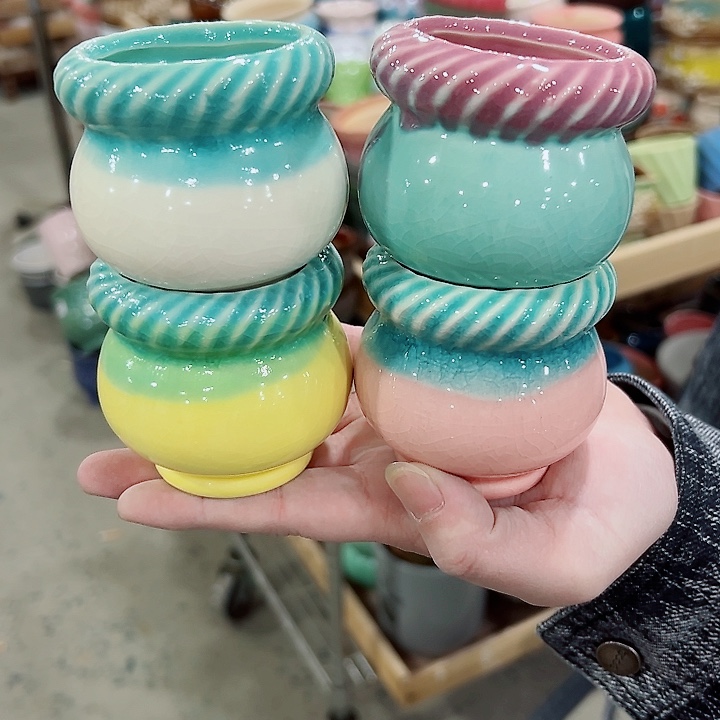 有孔.凑满10元发货多肉陶瓷花盆！