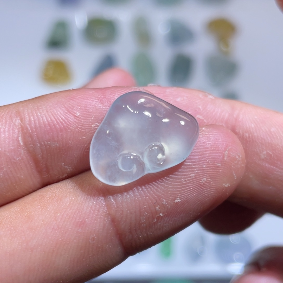 颈饰未镶嵌翡翠如意