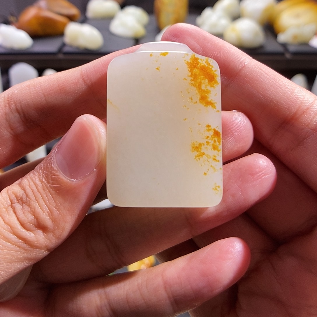 和田玉颈饰未镶嵌荷*