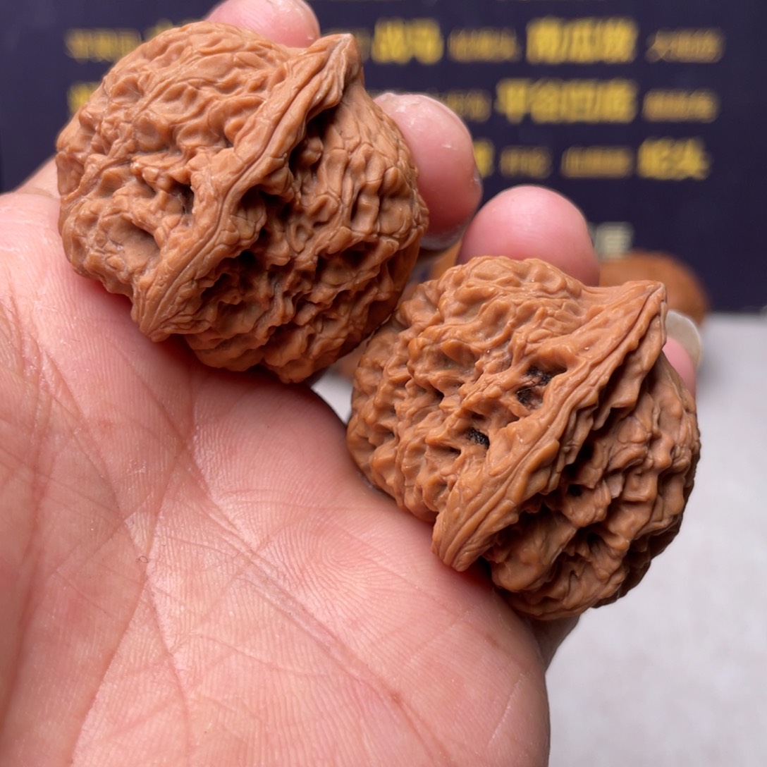 就***口吊坠文玩核桃38尺南疆石