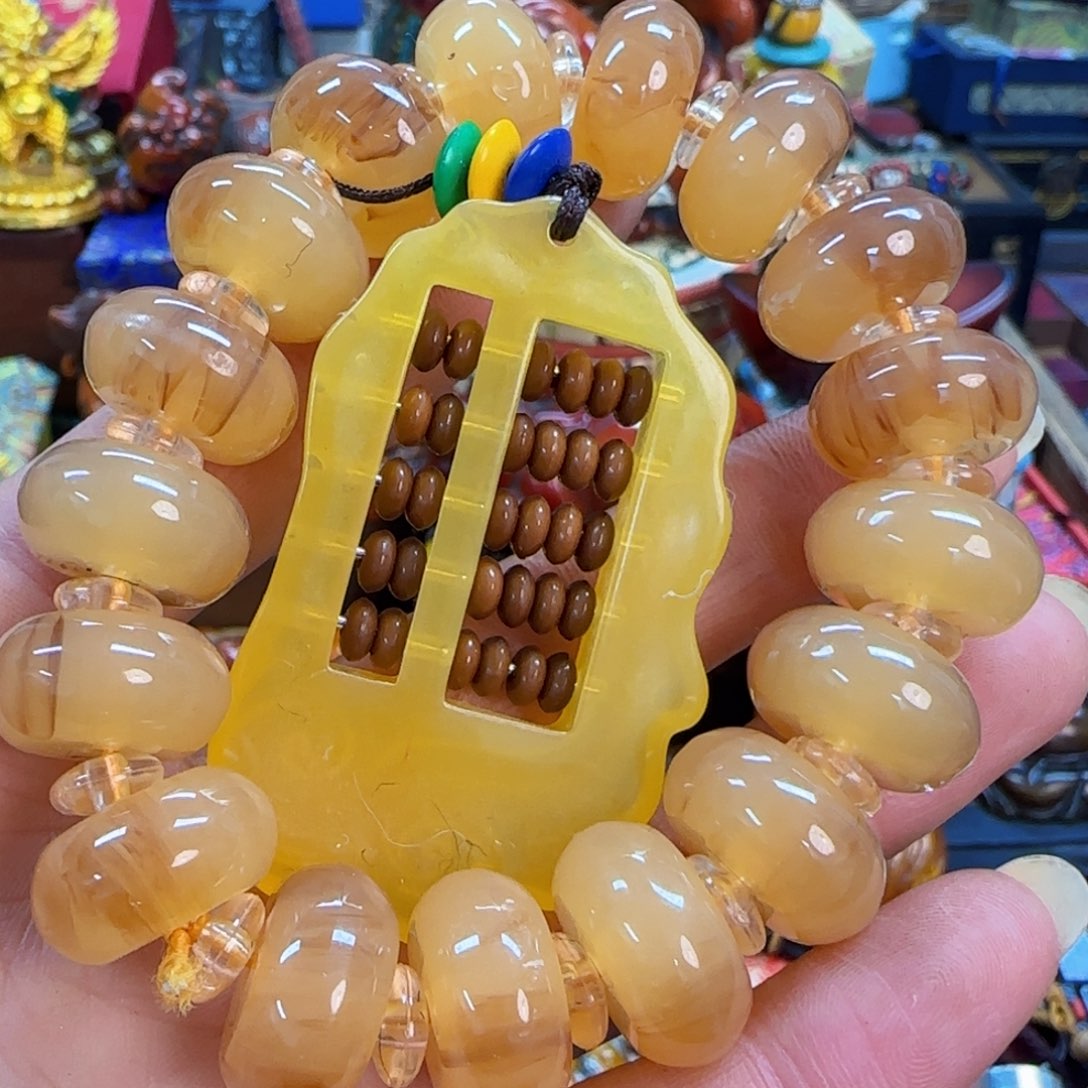 蜜蜡裸石未镶嵌卓玛推荐