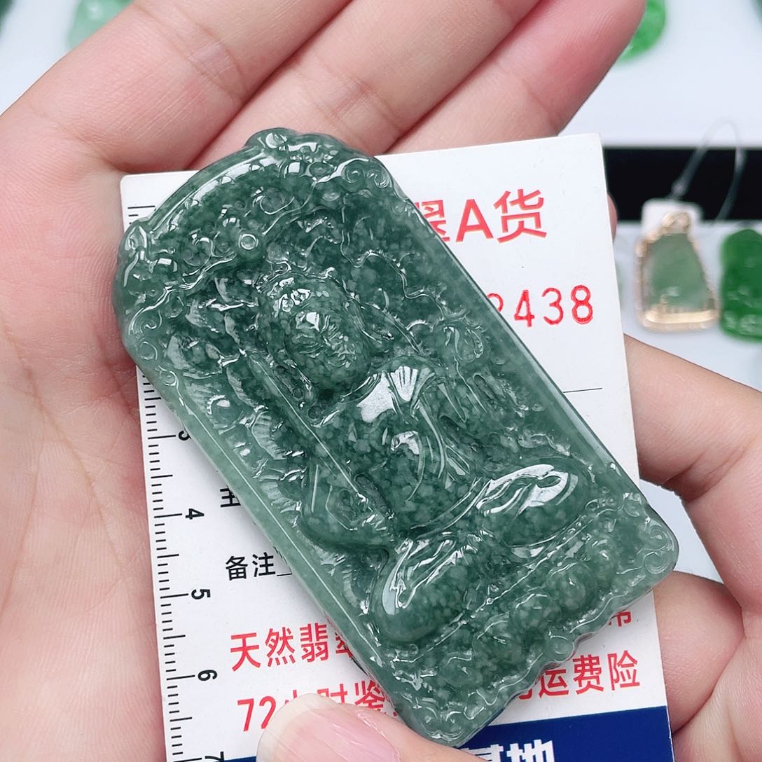 翡翠未镶嵌颈饰95988888888