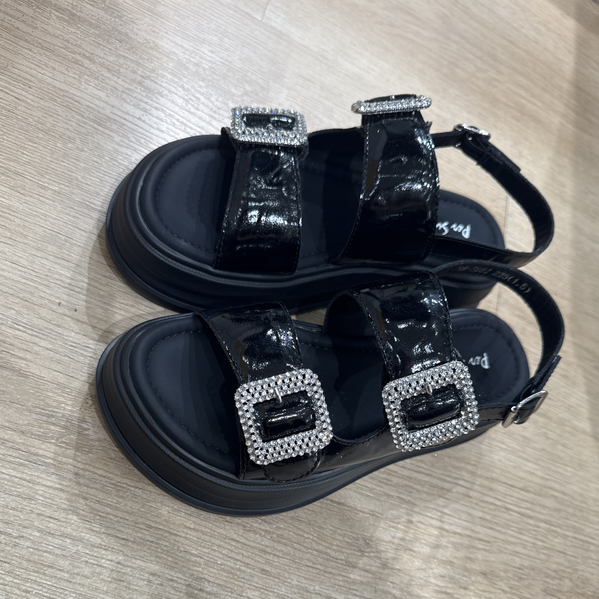 罗马风格水钻胶粘罗马风时装凉鞋休闲软底女士舒适