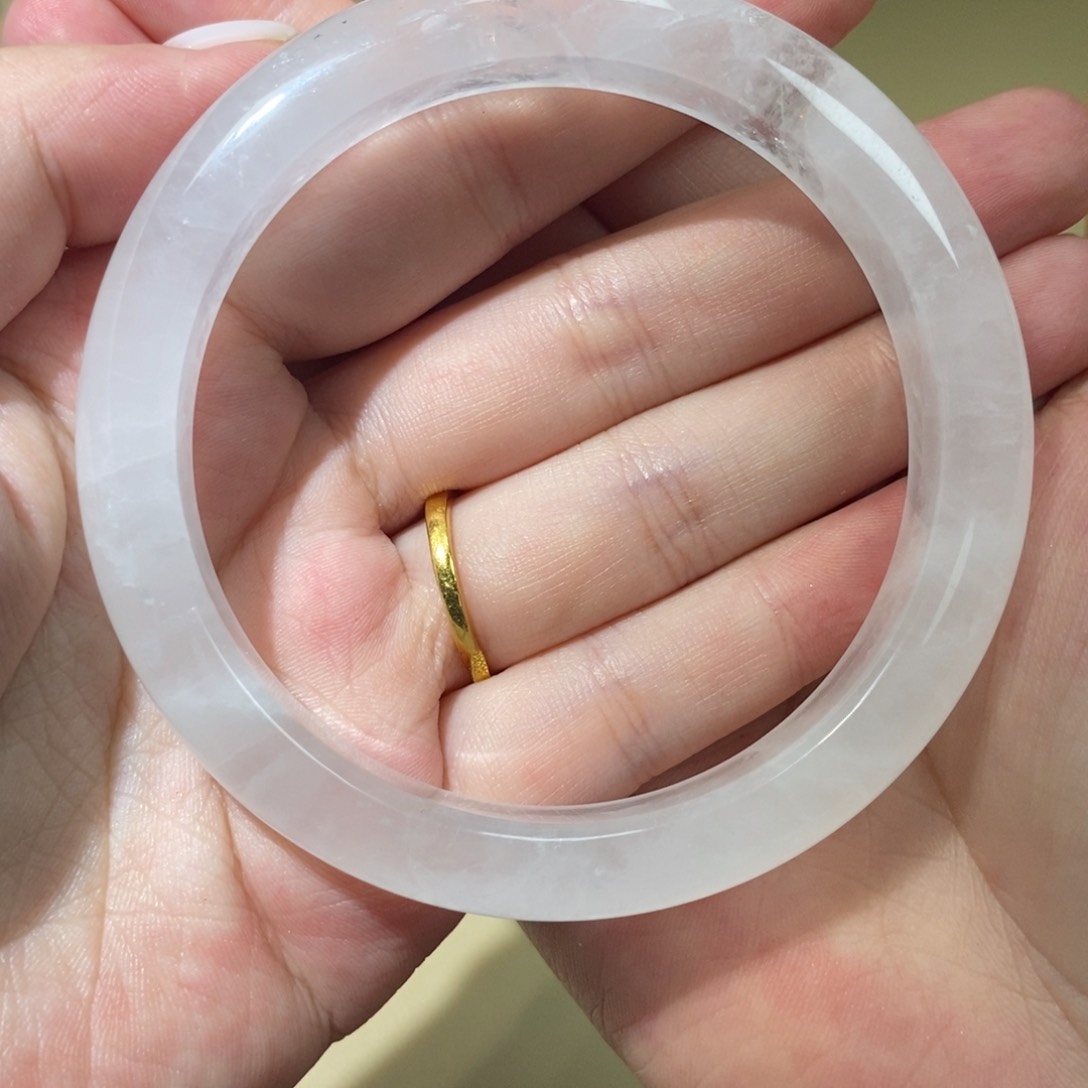 水晶手镯未镶嵌天然