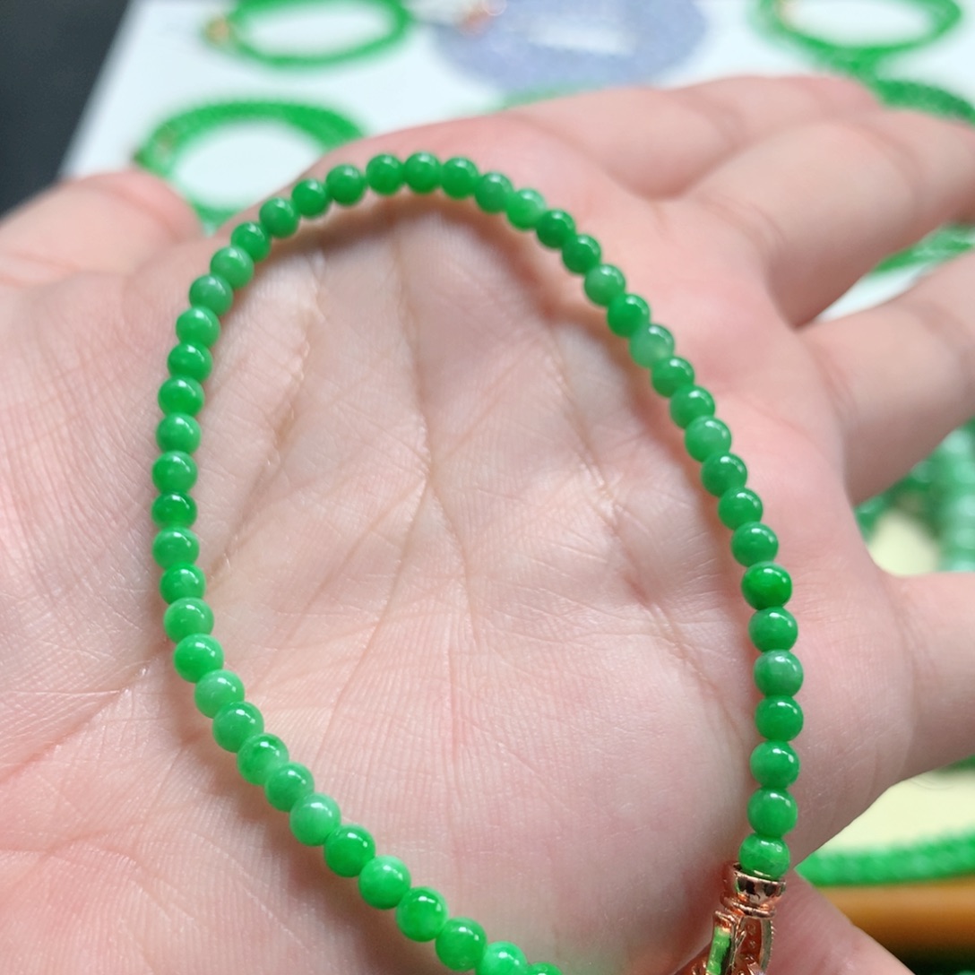 翡翠未镶嵌手链翡翠
