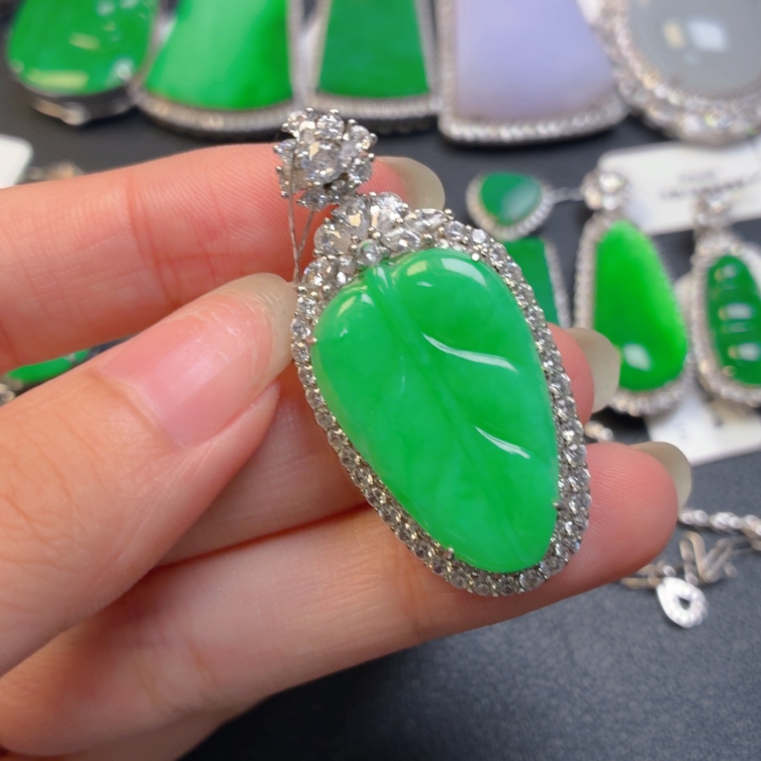 翡翠银S925镶嵌颈饰