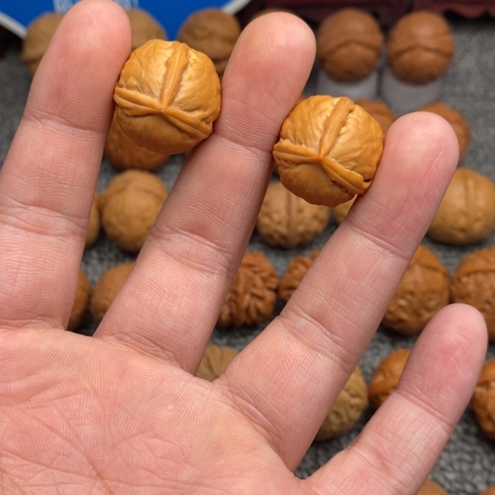 文玩核桃吊坠迷你三棱