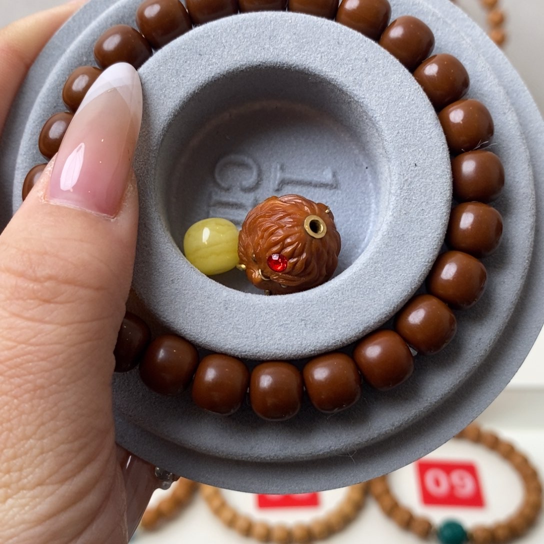 手串猴头核桃猴头