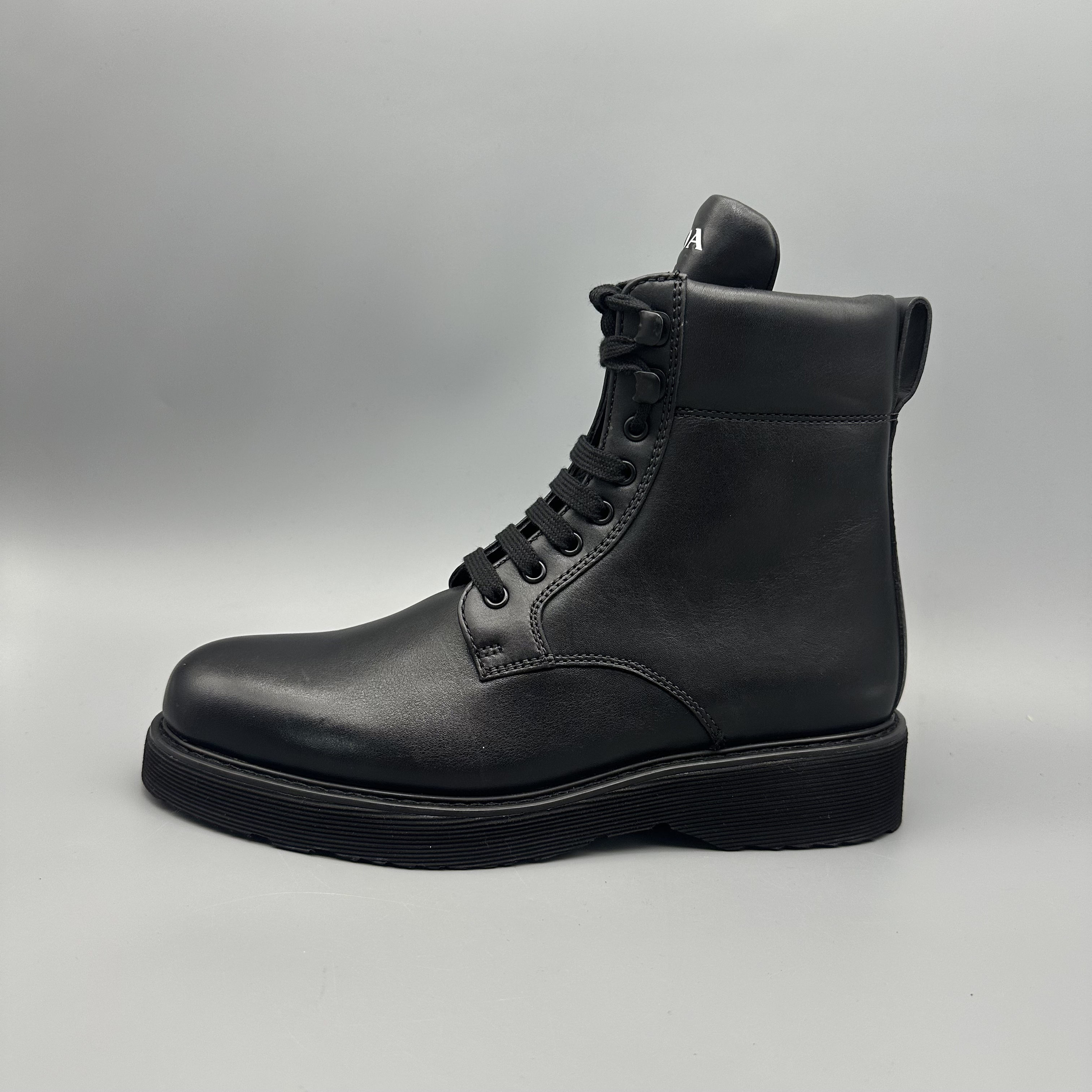 prada/普拉达 pr004 黑色侧拉链潮流鞋 时尚百搭