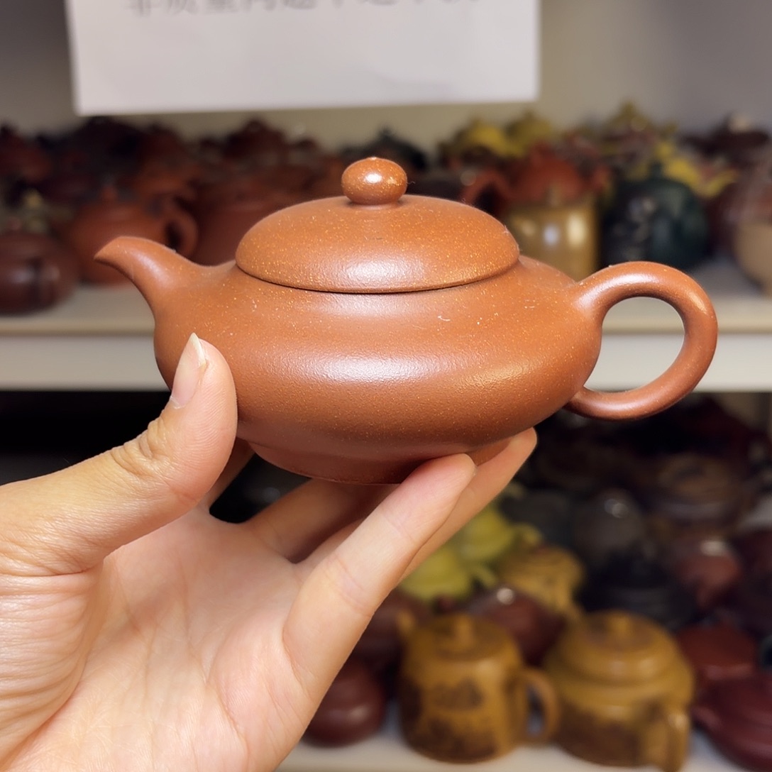 甄选宜兴本土紫砂壶