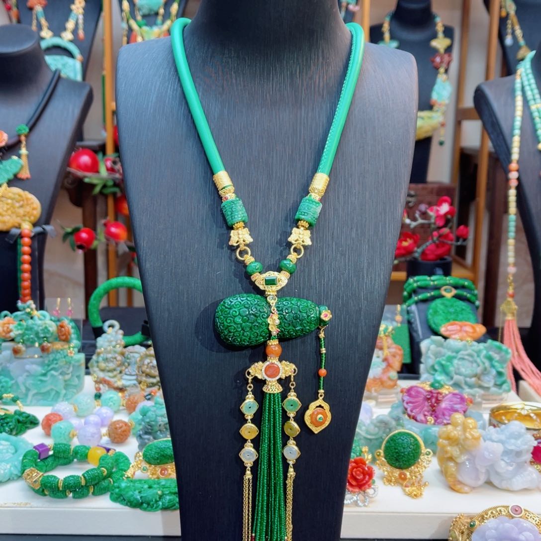 翡翠颈饰合金48小时鉴赏期