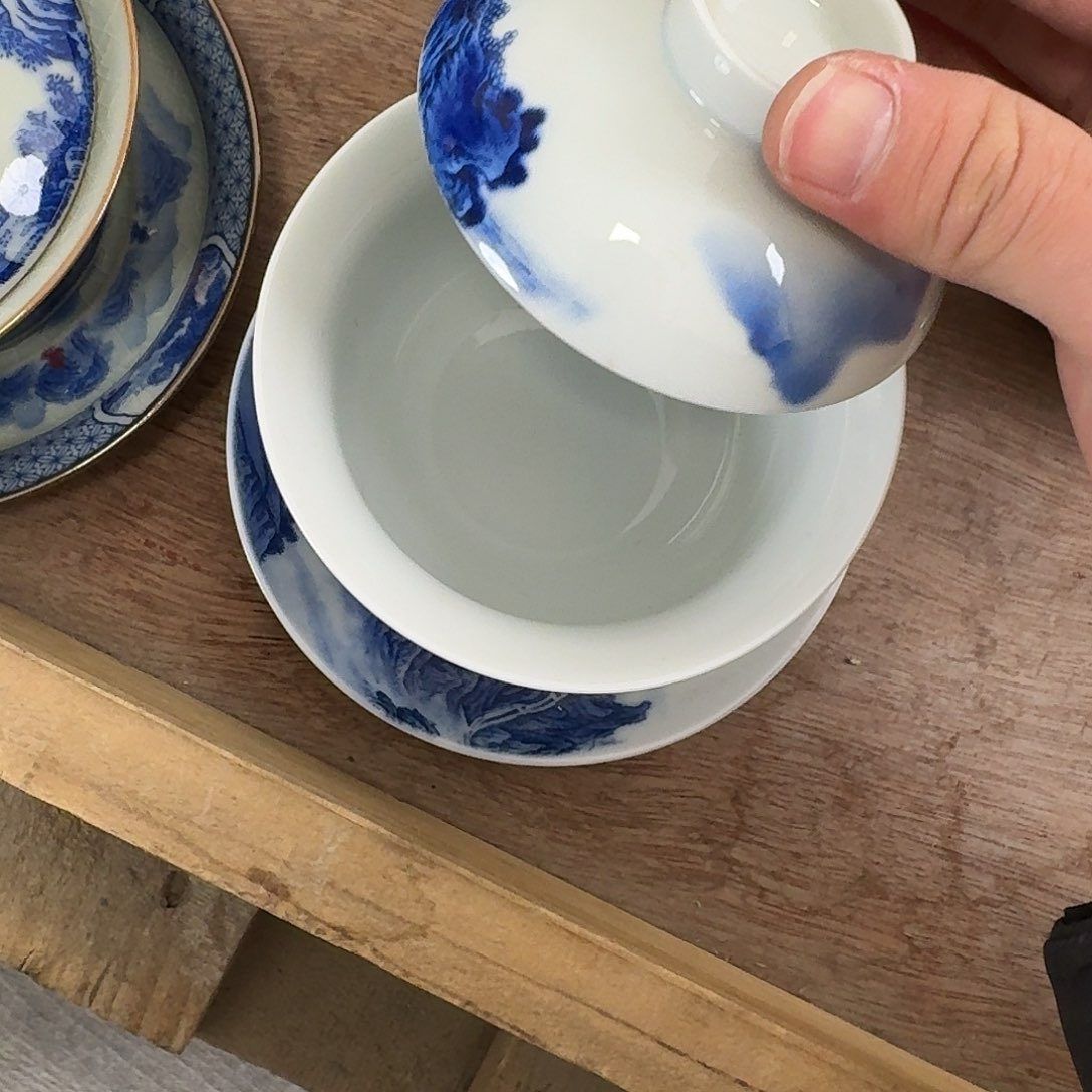千里江山铃铛盖碗微瑕