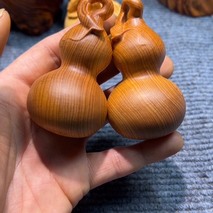 柏木（崖柏）陈化老料手串把件 