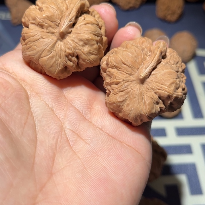 文玩核桃把件一帆风顺