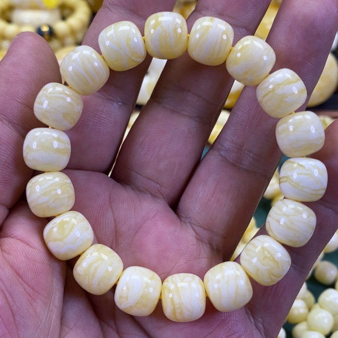 琥珀裸石未镶嵌尺寸12瓷白虎皮同料老型手串