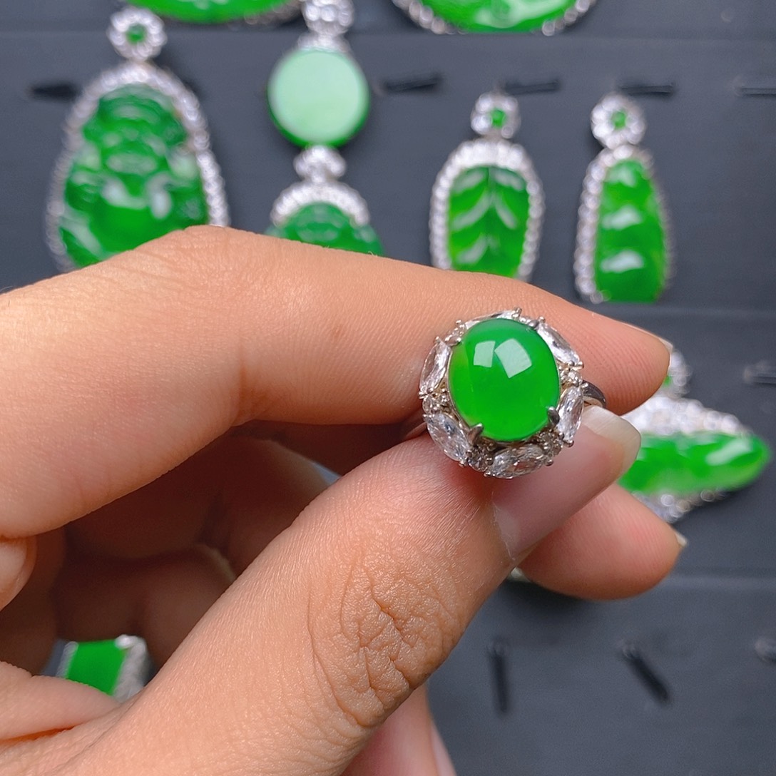 银S925镶嵌戒指翡翠戒指