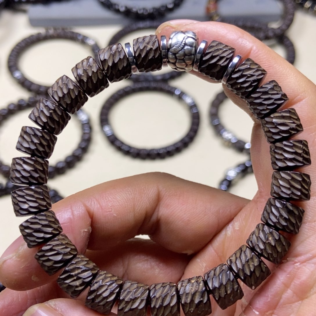 皮***猪椰蒂手串耶蒂龙鳞97