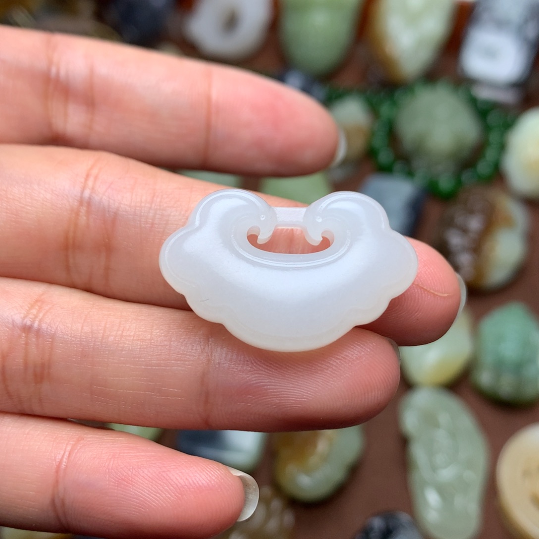 和田玉挂件未镶嵌