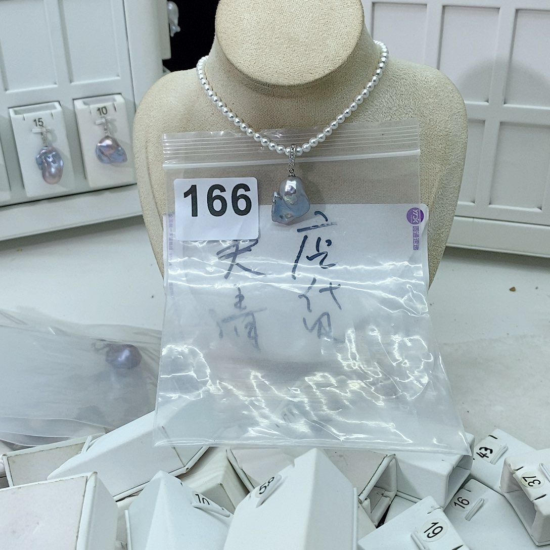 淡水珍珠颈饰合金