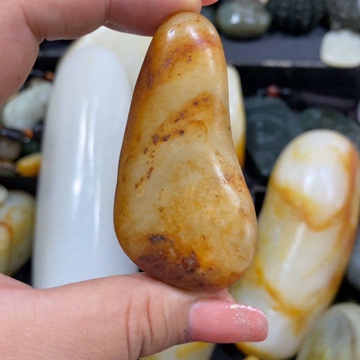 未镶嵌和田玉（糖玉）挂件