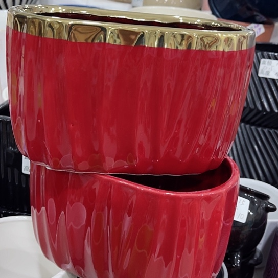 多肉绿植陶瓷花盆9.9包邮，有孔