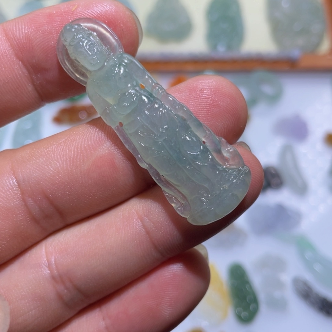 定制翡翠未镶嵌观音