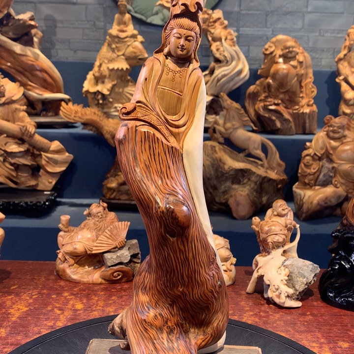 柏木（崖柏）根雕摆件
