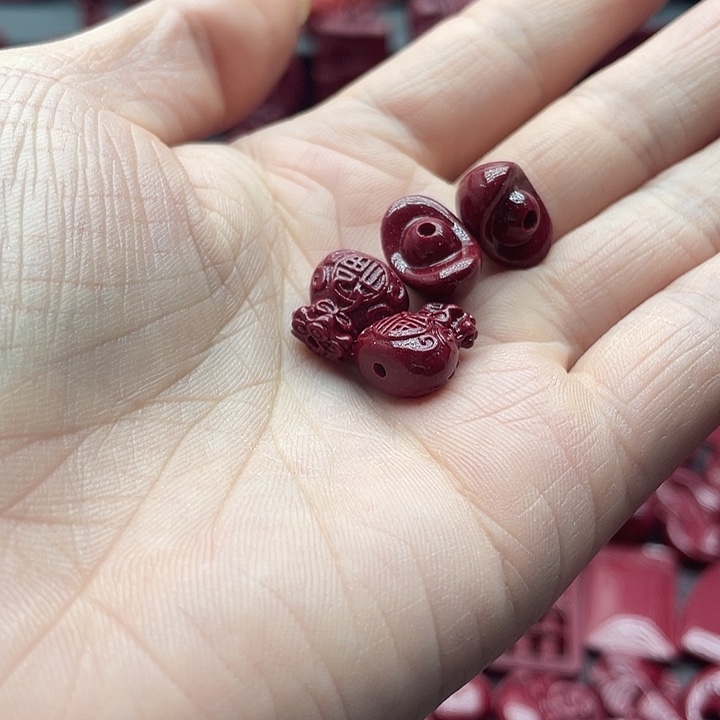 天然辰砂朱砂吊坠