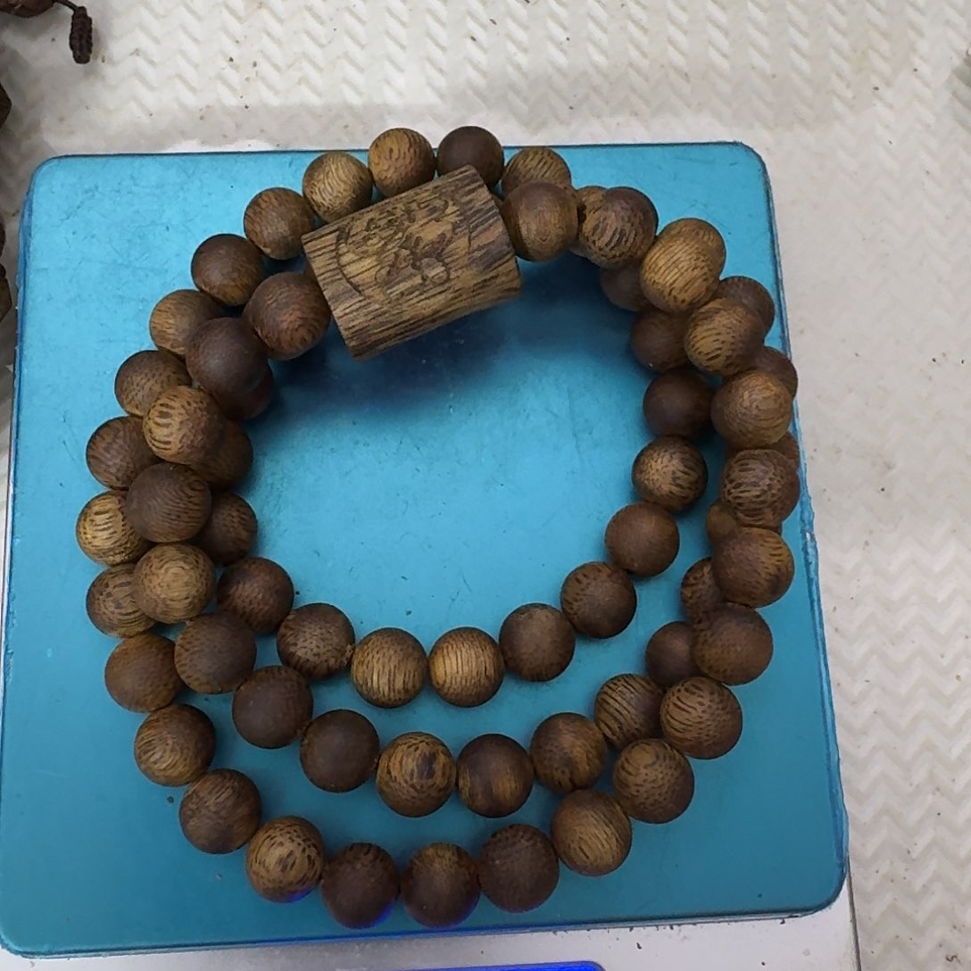 手串沉香木海南白奇0.9 ／18克多样性发一串