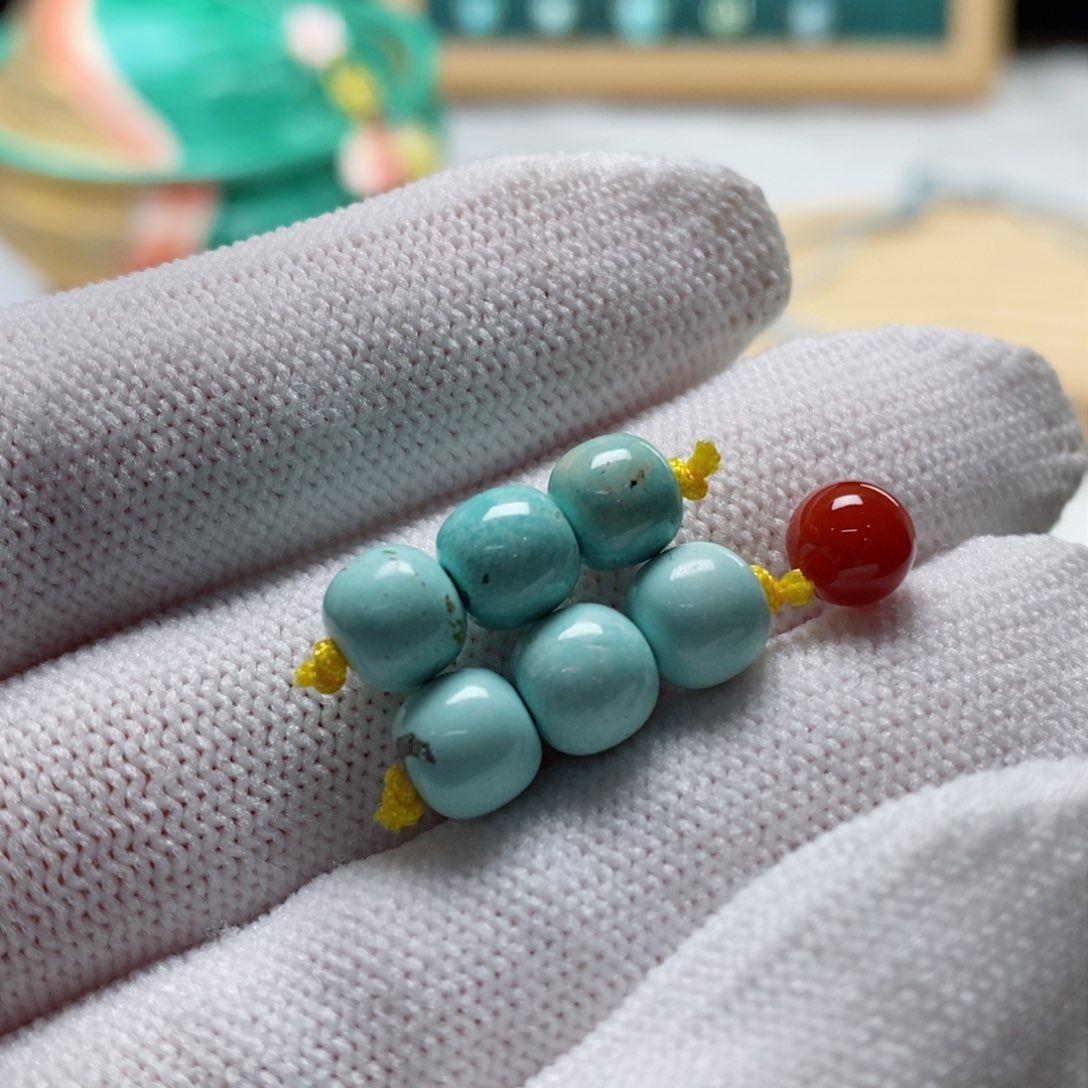 南红玛瑙颈饰未镶嵌