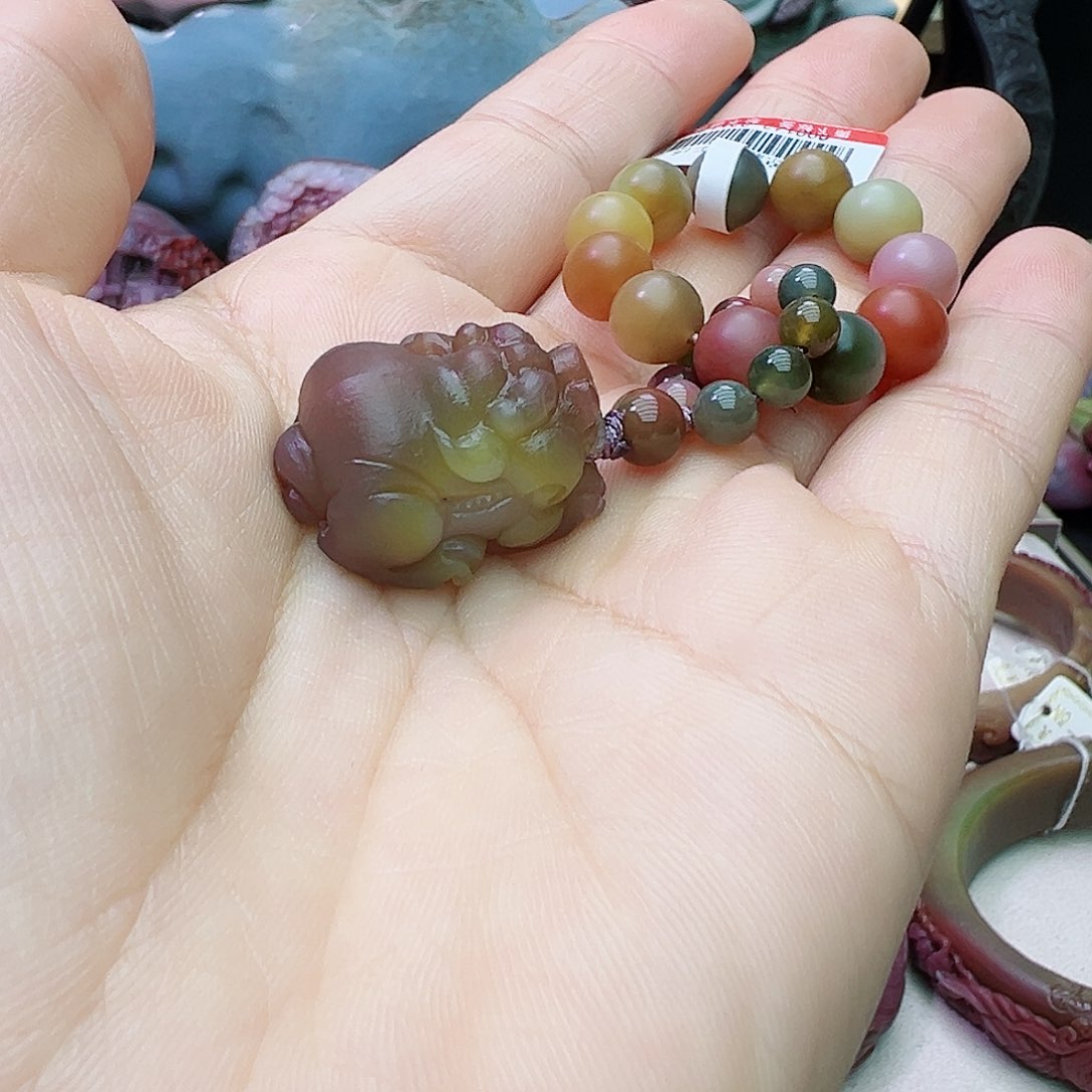 定制石英质玉盐源未镶嵌好****