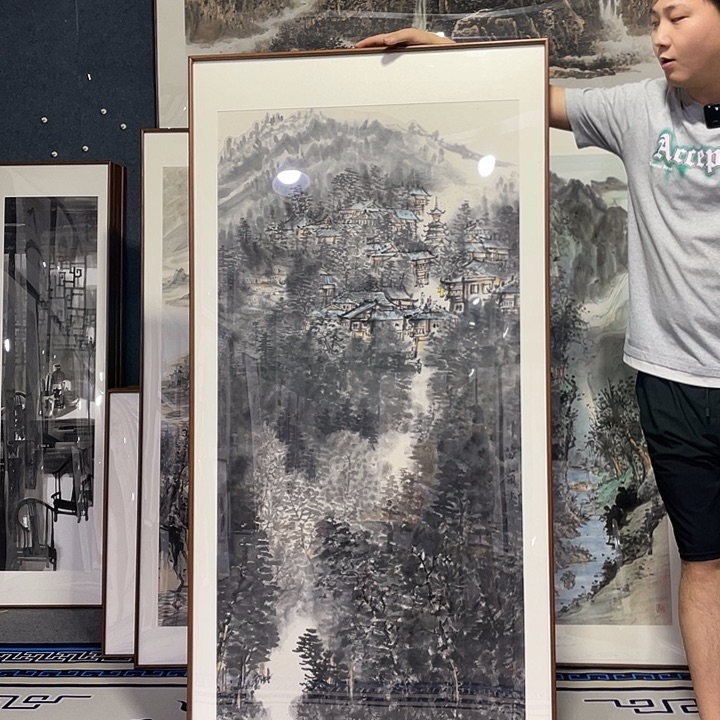 国画手绘作品带框