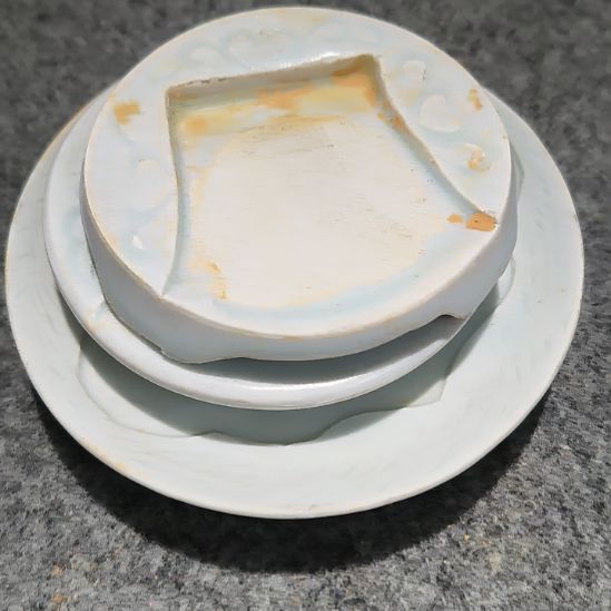 徳***齋瓷片盏。。。。。。。。。。。。。。。。