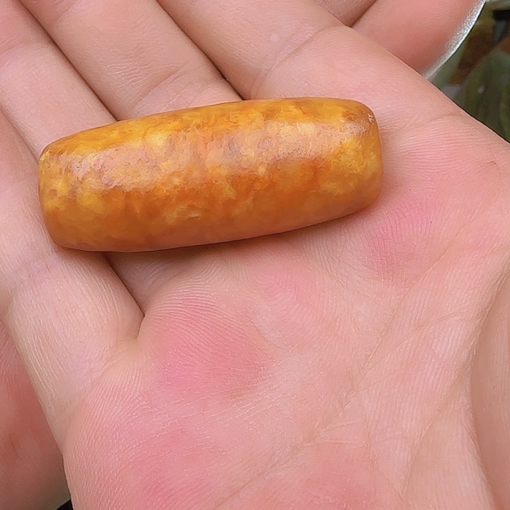 和田玉未镶嵌颈饰玉*