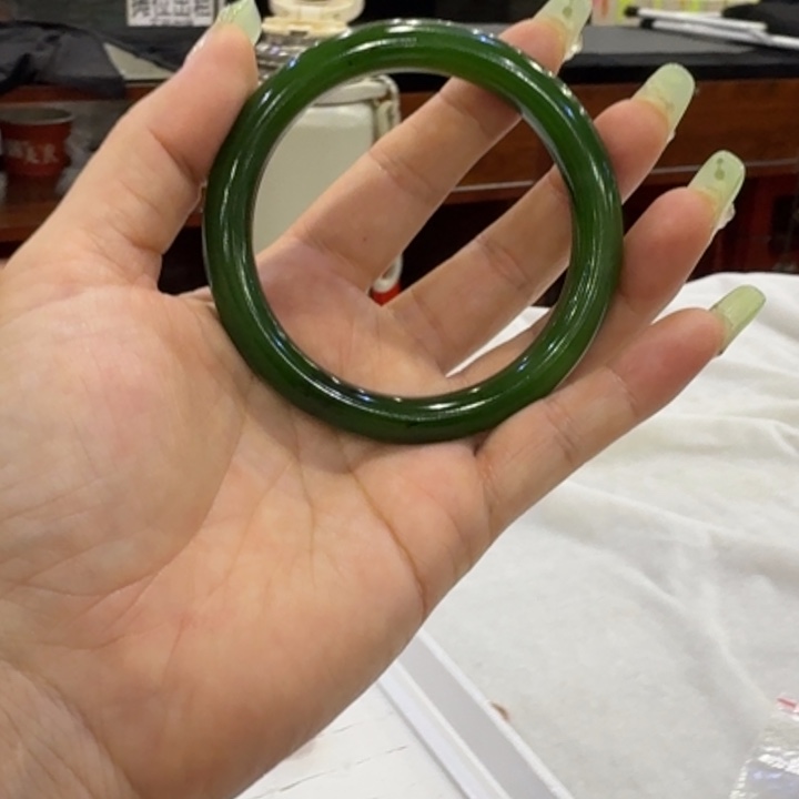 和田玉（碧玉）手镯未镶嵌