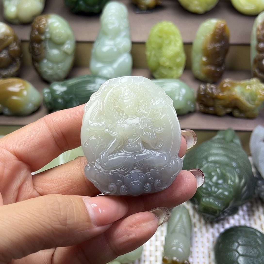 和田玉挂件未镶嵌