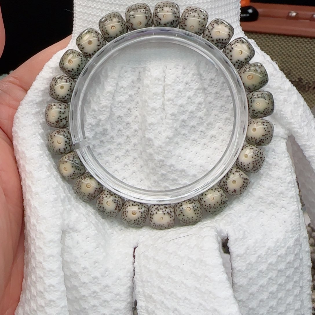 星月菩提手串帝绿大眼睛10*9